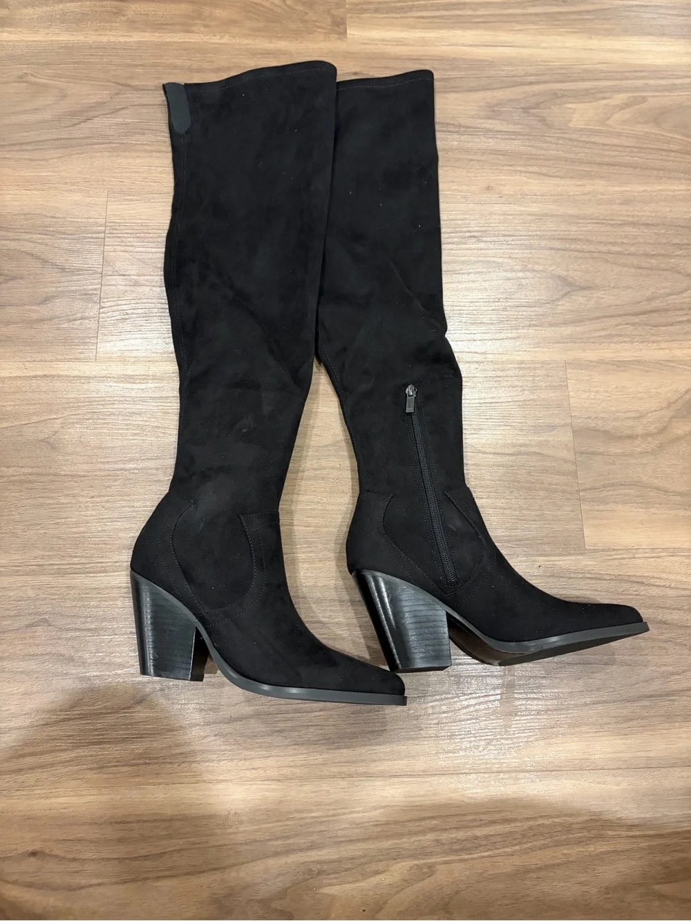 Marc Fisher classic black